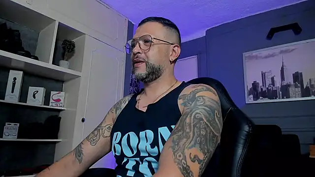 MrFrank tattoo online show from October 10, 2025, 12:00 am