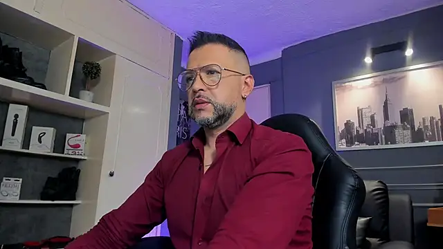 MrFrank tattoo online show from November 3, 2025, 1:04 pm