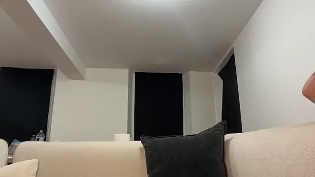 onefire56 online show from November 14, 2025, 6:11 pm