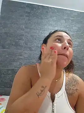 LizzRouse online show from November 13, 2025, 6:45 pm