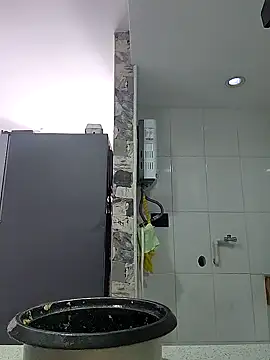 LizzRouse online show from October 20, 2025, 5:13 pm