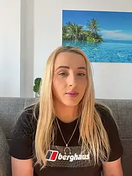 Strongqueen online show from May 29, 2026, 6:03 pm