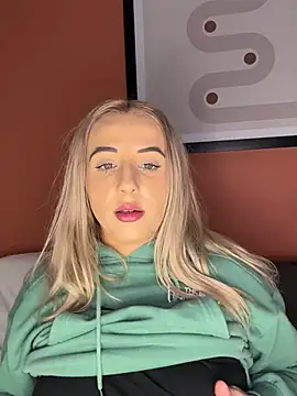 Strongqueen online show from February 26, 2025, 11:52 pm