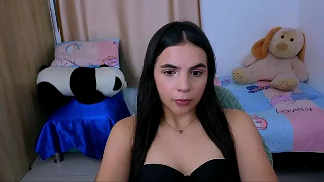  elenna online show from September 23, 2025, 5:42 pm