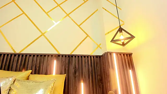  rebecca1 online show from October 22, 2025, 1:54 pm