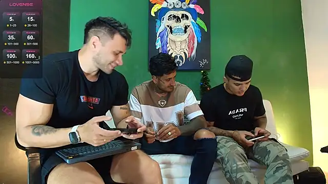 GendersonFit online show from December 3, 2025, 1:54 pm