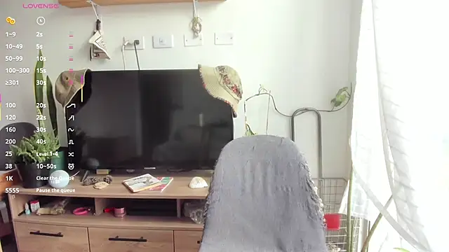 Snapshot of linda_giggle chatting on December 19, 2025, 2:30 pm linda giggle online show from December 19, 2025, 2:30 pm