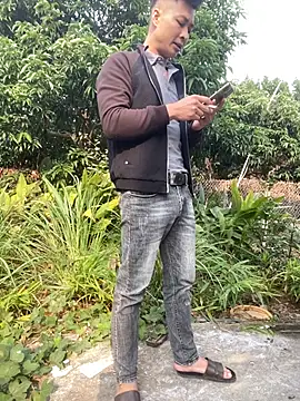 Naughty--asian online show from December 1, 2025, 2:01 am