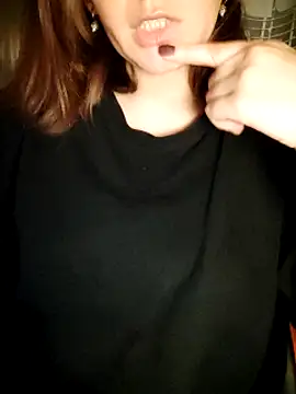 Snapshot of Aashikalaa chatting on March 1, 2025, 4:00 pm Aashikalaa online show from March 1, 2025, 4:00 pm