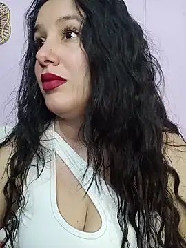 Snapshot of Deina_bunny chatting on November 15, 2025, 9:19 pm Deina bunny online show from November 15, 2025, 9:19 pm