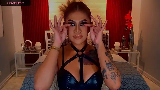 StellaStrong30 online show from October 1, 2025, 9:40 pm