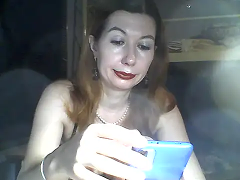 Snapshot of Olesja chatting on February 11, 2026, 7:47 pm Olesja online show from February 11, 2026, 7:47 pm