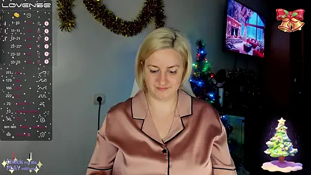 Snapshot of Christen_John_lover chatting on December 24, 2024, 9:55 pm Christen John lover online show from December 24, 2024, 9:55 pm