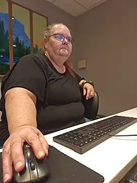 Hornybbw1978 online show from July 24, 2026, 5:58 am