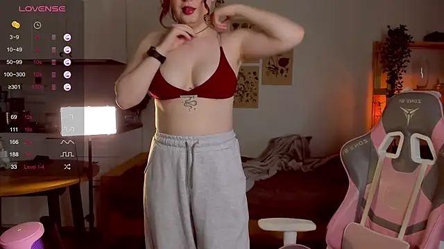 Sofy Benson online show from November 24, 2025, 12:16 pm