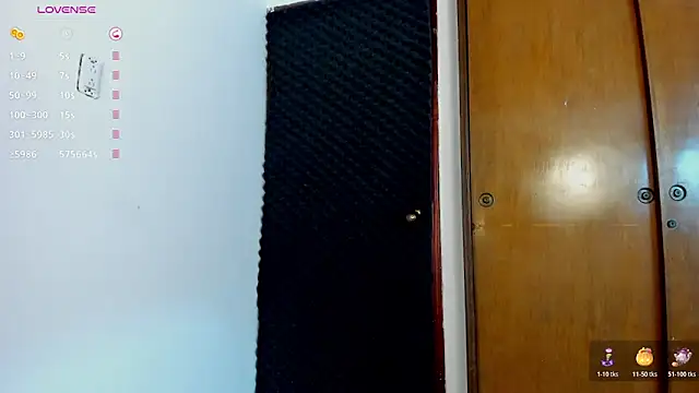 Snapshot of Dounia_nagi chatting on October 28, 2025, 2:34 am Dounia nagi online show from October 28, 2025, 2:34 am