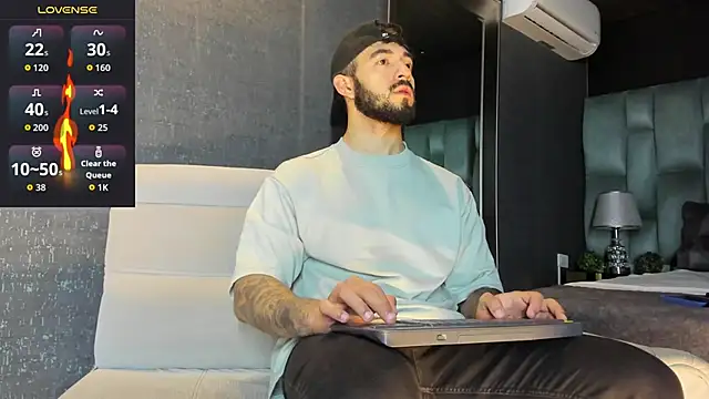 MarkWalker   online show from April 5, 2026, 9:49 am