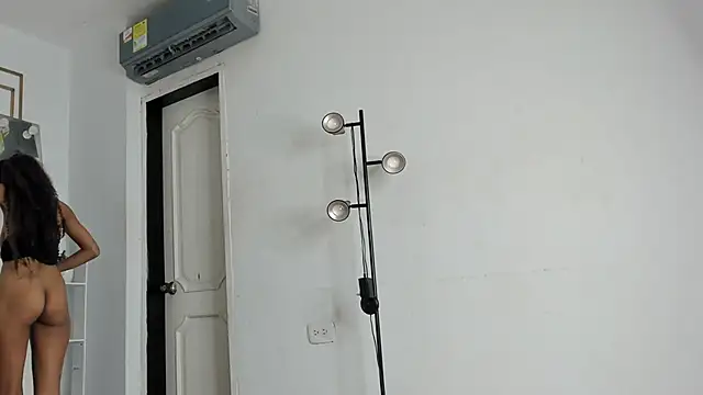 kristyl paez online show from February 22, 2026, 7:15 pm