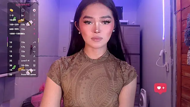 Itsme claire online show from October 19, 2025, 1:19 am