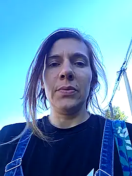 Lina lou4 online show from October 11, 2025, 1:01 pm