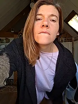 Lina lou4 online show from October 16, 2025, 7:05 am