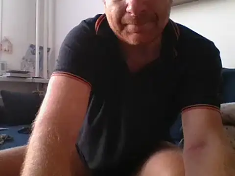 Snapshot of 82liska chatting on October 13, 2025, 3:24 pm 82liska online show from October 13, 2025, 3:24 pm