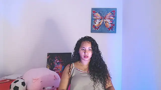 luciana keating online show from October 19, 2025, 4:26 am