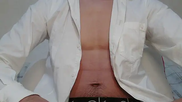 roccosif696 online show from February 15, 2026, 12:37 pm