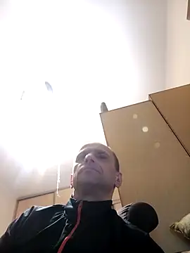 Snapshot of Roman0798 chatting on February 13, 2025, 4:28 pm Roman0798 online show from February 13, 2025, 4:28 pm