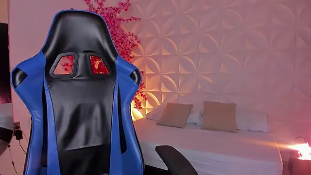 Snapshot of cora_22 chatting on February 25, 2026, 12:49 pm cora 22 online show from February 25, 2026, 12:49 pm