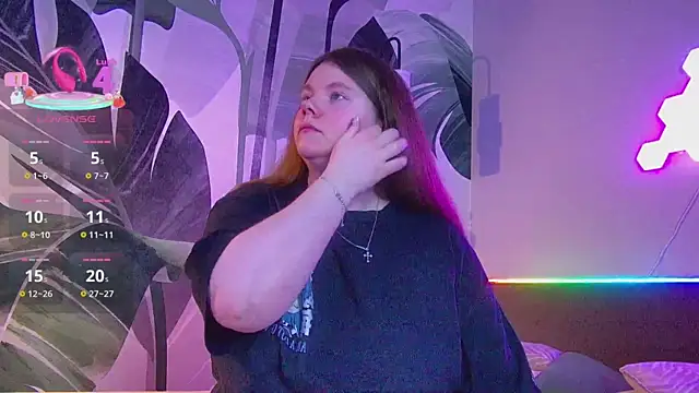 RubyValen online show from April 7, 2026, 1:07 am