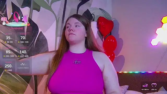 Snapshot of RubyValen chatting on February 24, 2026, 1:39 am RubyValen online show from February 24, 2026, 1:39 am