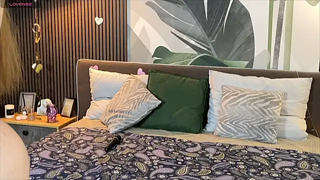 RubyValen online show from March 14, 2025, 1:05 am