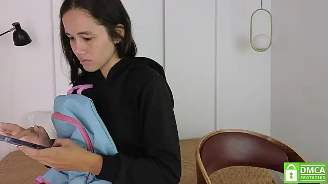 sexychanell 18 online show from September 14, 2025, 12:49 pm