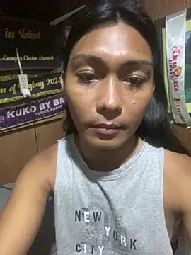 Snapshot of Topangel69 chatting on May 26, 2026, 5:33 pm Topangel69 online show from May 26, 2026, 5:33 pm