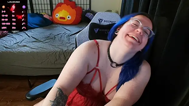 KiraSpitQueen online show from January 19, 2025, 2:47 am