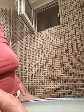 OliviaLewis online show from February 17, 2025, 1:36 am