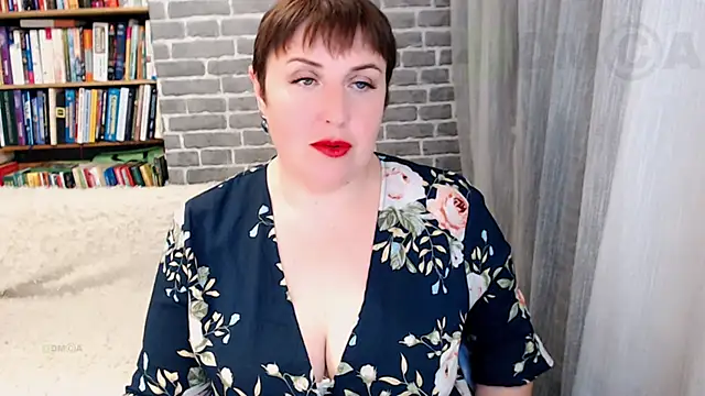 Rainbow lady online show from October 31, 2025, 4:31 am