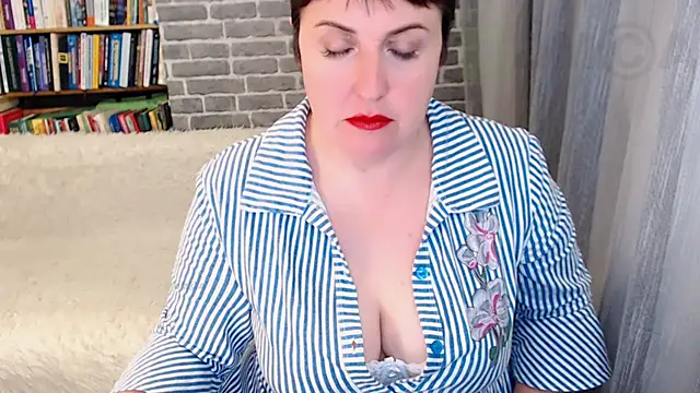 Rainbow lady online show from October 27, 2025, 7:31 am