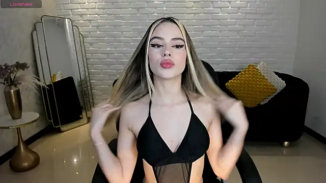 Snapshot of JuanitaClay chatting on February 11, 2025, 12:36 pm JuanitaClay online show from February 11, 2025, 12:36 pm