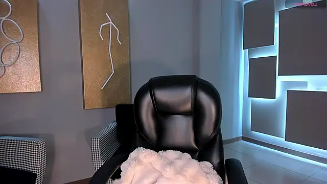 Snapshot of JuanitaClay chatting on October 28, 2025, 12:48 pm JuanitaClay online show from October 28, 2025, 12:48 pm