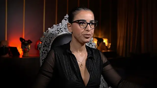 Snapshot of kelly_kent chatting on June 27, 2026, 8:26 pm kelly kent online show from June 27, 2026, 8:26 pm