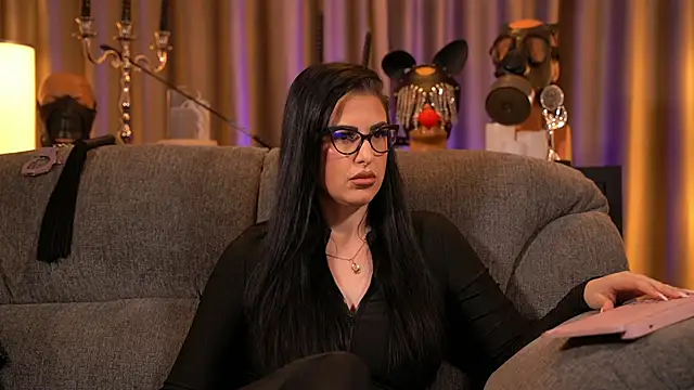 kelly kent online show from December 15, 2025, 10:59 pm