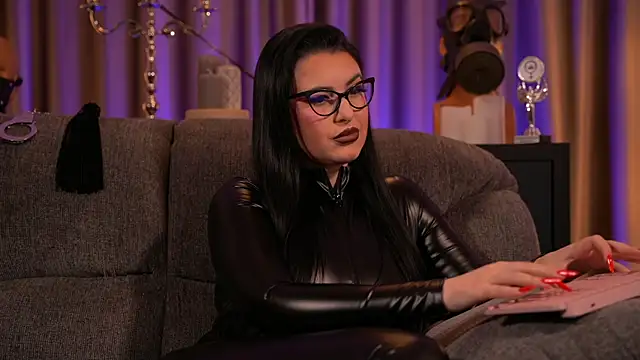 kelly kent online show from February 22, 2025, 3:01 am