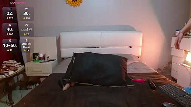 Freyja soh online show from March 24, 2026, 10:43 pm