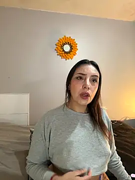 Freyja soh online show from October 12, 2025, 8:43 pm