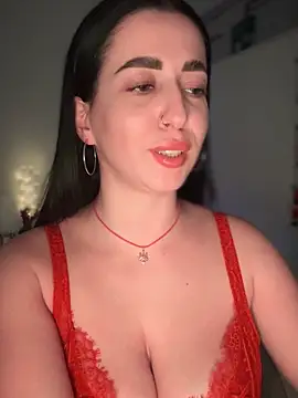 Emylia online show from December 11, 2024, 9:34 pm