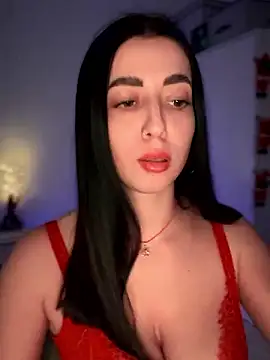 Emylia online show from December 5, 2024, 5:01 pm