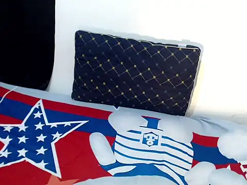 Snapshot of imyours-chenxx chatting on November 21, 2025, 9:41 am imyours-chenxx online show from November 21, 2025, 9:41 am