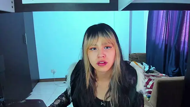 Akane-Mou online show from January 25, 2025, 2:36 pm